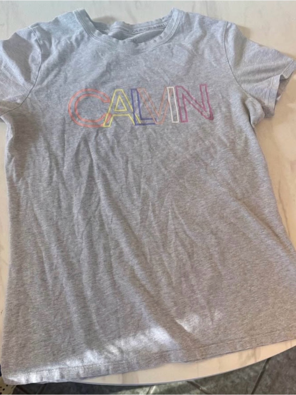 Like *NEW* Women’s Large Vintage Calvin Klein stretch performance shirt